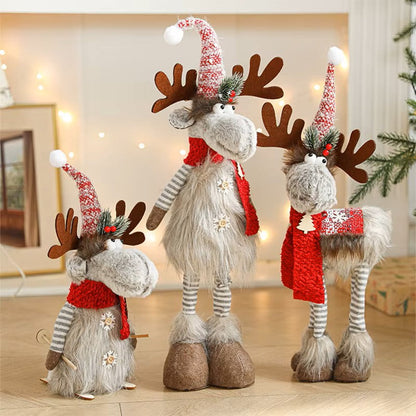 Weihnachtsdeko Rentier – Plüschfigur mit Mütze &amp; Schal